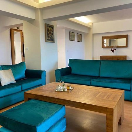 Old Town Apartment With Panoramic View Бухарест Екстер'єр фото